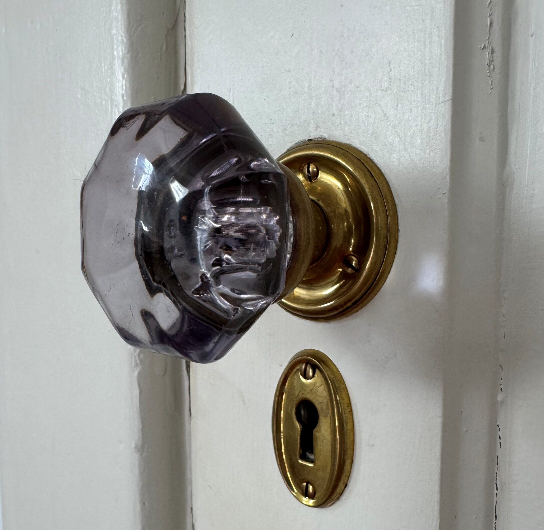 A Tale of Two Knobs: The Curious Case of Solarized Glass